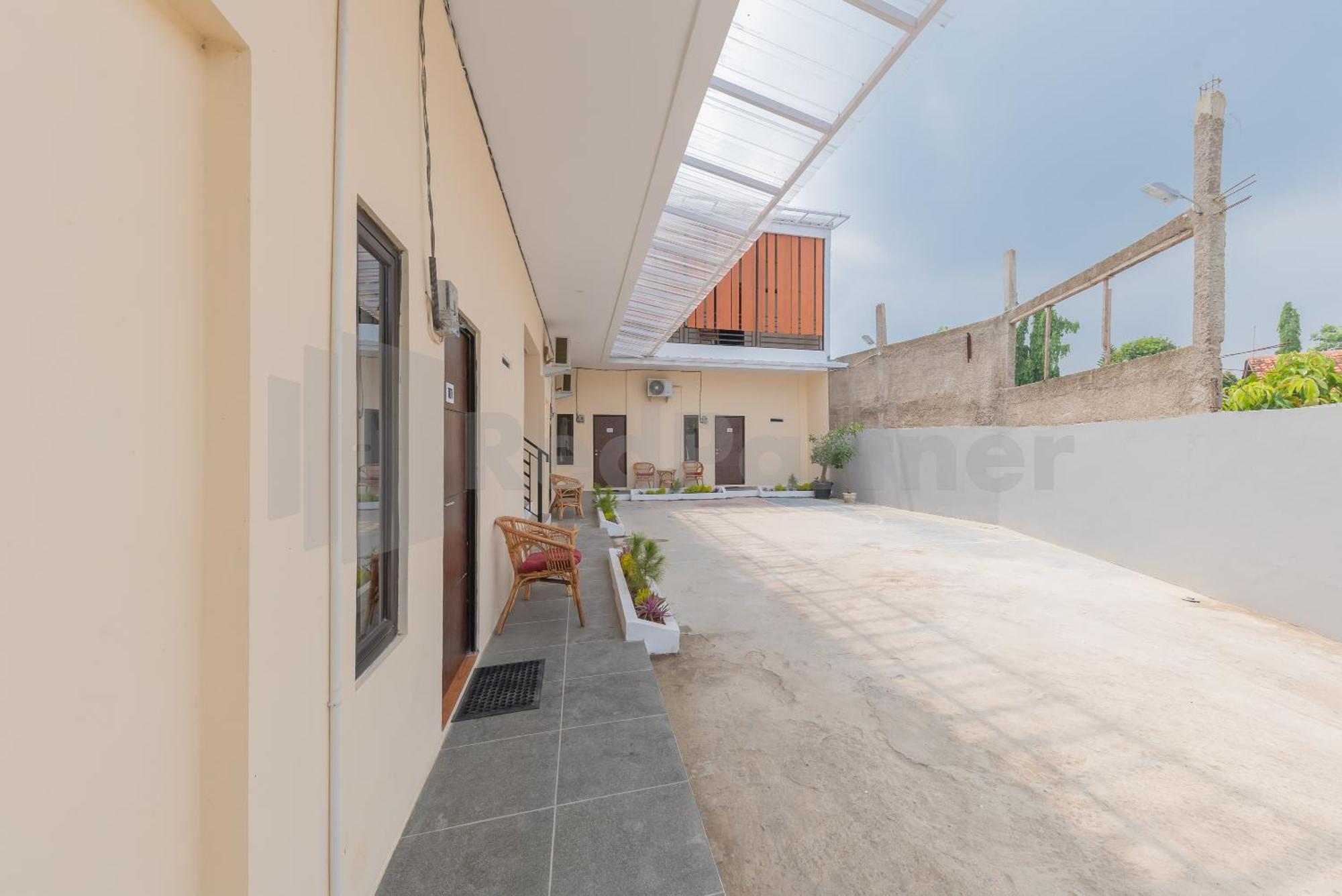 Rumah Panda Guesthouse Redpartner Tangkil  Екстер'єр фото