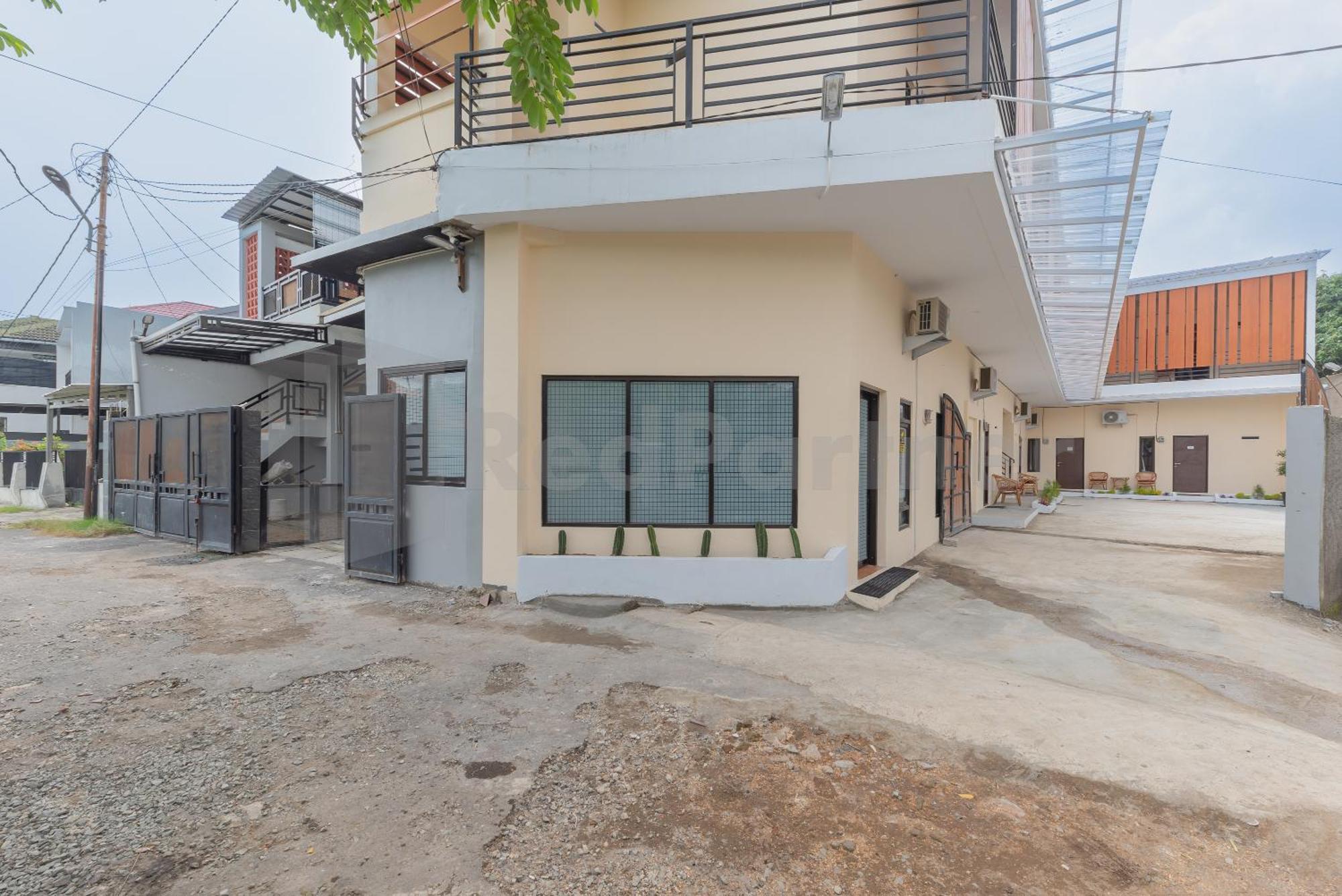 Rumah Panda Guesthouse Redpartner Tangkil  Екстер'єр фото